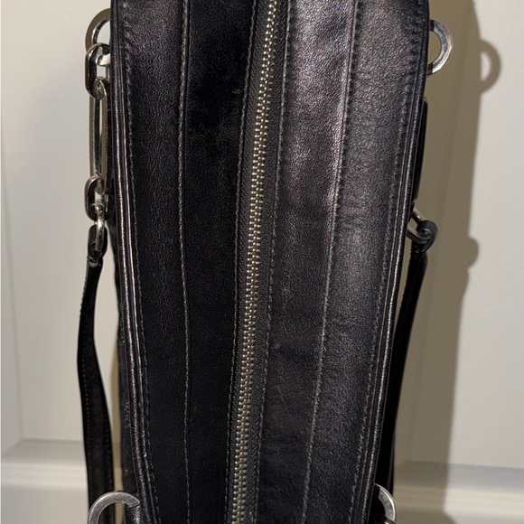 Coach Madison Chenille Ocelot Tote bag.
Black Leopard Print - Picture 12 of 12